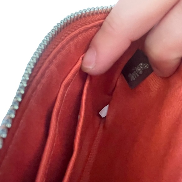 Coach Coral Wristlet - Picture 4 of 5